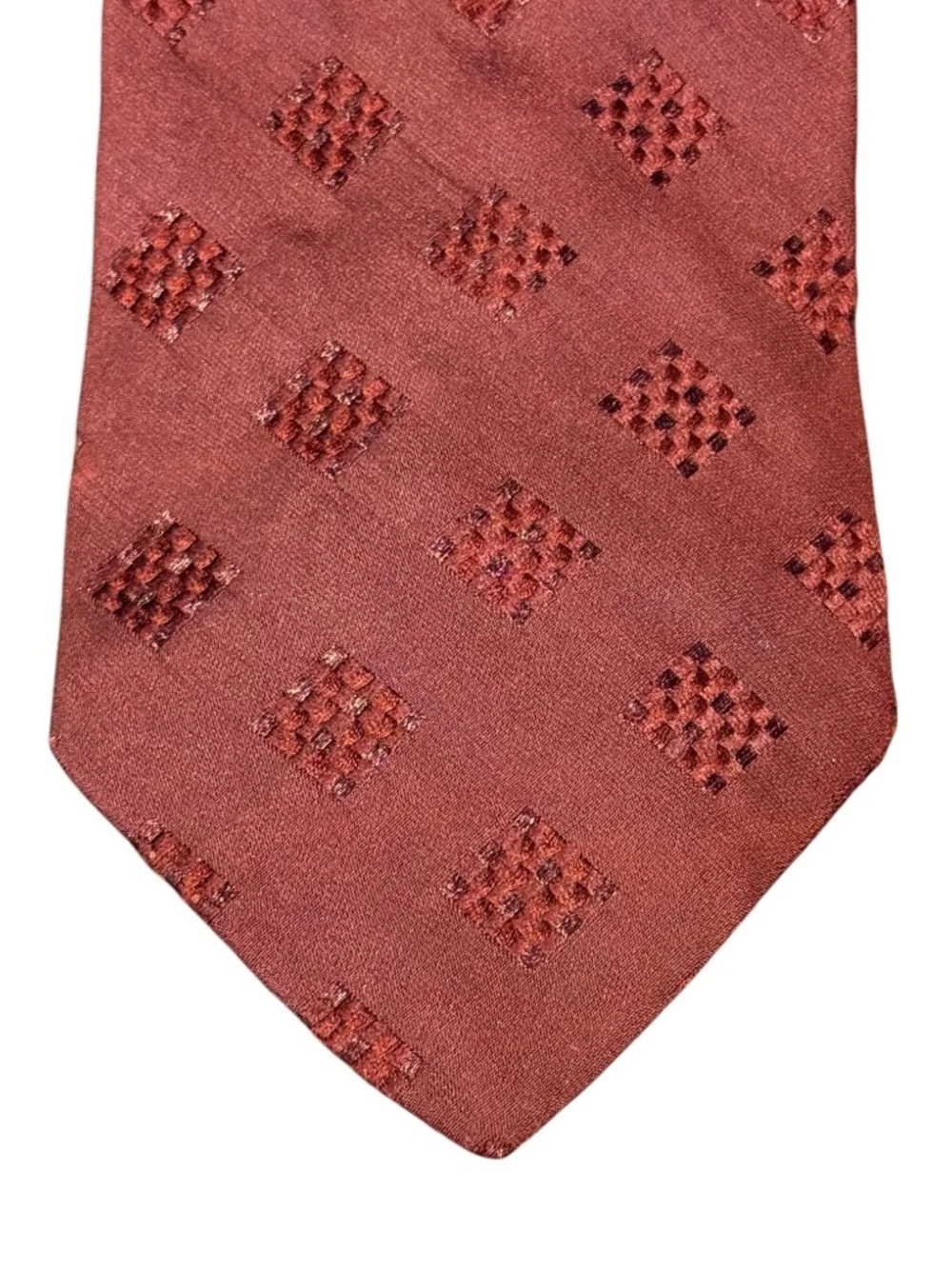 Giorgio Armani Cravatte Vintage Silk Tie Burgundy Diamond Medallion Italy